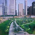 Luxury Downtown 5*
