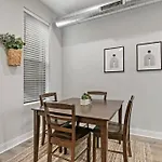 3Br Apt In Logan Square Walkable To Highlights - Central Park S6