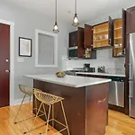 Alluring Studio Apartment In Jefferson Park - Leland 1N