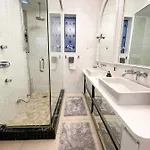 Perfect Wrigleyville Apartment Chicago