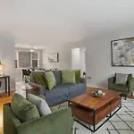 3Br Homey & Spacious Apt - Paulina 1S