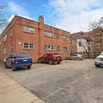 3Br Homey & Spacious Apt - Paulina 1S