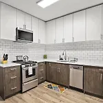 Apartment 2br Stylish In Avondale Close To Shops - Roscoe 1w *