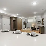 2br Close To Local Cafes & Stores - Magnolia G *
