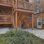 2Br Apartment Close To Local Cafes & Stores - Magnolia G