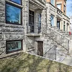 Chicago Vacation Rental Near Lake Michigan!