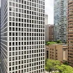 Gold Coast 2Br W Gym Roof Nr Water Tower Chi-389