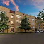 Spacious & Inviting 1Br Apt In Chicago - Cullom B2