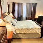 Extended Stay Apt For Professionals