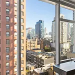 River N 1Br W Gym Pool Lounge Nr L Chi-817