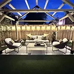 Where U Want 2 B Stylish Comfy 5 Night Min Stay