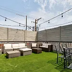 Apartment Suite2 Access To Patio Chicago