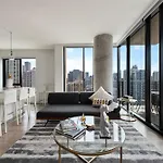 Aurelien Spacious Apartments In The Heart Of Gold Coast