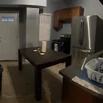 Urban Retreat 3 Bedroom Apt.