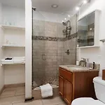 Apartment Bucktown 2br Near The 606 Chicago