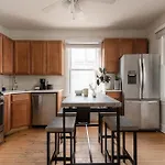 Bucktown 2br Near The 606 Apartment *