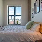Apartment Spacious 2br South Loop With Skyline View, Optional Parking And Gym Access Near Mccormick Place And Soldier Field Chicago