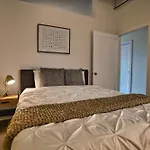 South Loop 2br Getaway With Smart Tvs & Optional Parking Near Mccormick Place, Museum Campus & Downtown Apartment Chicago