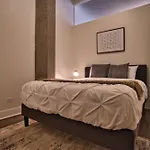 South Loop 2br Getaway With Smart Tvs & Optional Parking Near Mccormick Place, Museum Campus & Downtown Apartment