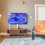 Modern 2br Loft With Amazing Skyline View And Optional Parking For 8 Guests Near Mccormick Place And Soldier Field Apartment