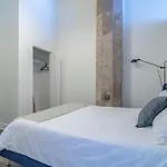 Modern 2br Loft With Amazing Skyline View And Optional Parking For 8 Guests Near Mccormick Place And Soldier Field Apartment Chicago