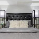 Luxury Chicago Suite