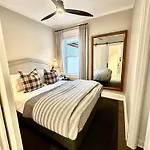 Where U Want 2 B Stylish Comfy 5 Night Min Stay