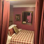 The Toscana Bed & Breakfast 2*