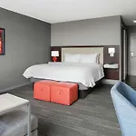 Hampton Mccormick Place Hotel