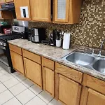 Apartment Relaxing Entire Roseland Neighborhood Unit *