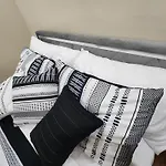 Relaxing Entire Roseland Neighborhood Apartment Unit