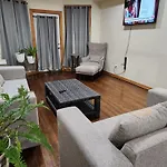Apartment Relaxing Entire Roseland Neighborhood Unit