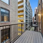 Chic River North Condo 2Br 2Ba With Private Balcony