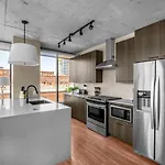 3Br Elegant Glass Penthouse Pool With Deck & Gym