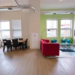 Mccormick Place 2Br Oasis With Optional Parking, Patio, Gym For Up To 6 Guests Near Museum Campus, Grant Park & Soldier Field