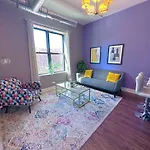 Spacious 3Br Chicago Apartment With Optional Parking Near Mccormick Place, Soldier Field & Uic Campus