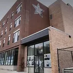 Apartment Mccormick Place 420-friendly 3br-2ba With Optional Parking - Sleeps 8