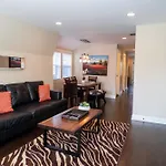 Apartment Roscoe Village Chicago
