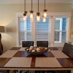 Roscoe Village Apartment Chicago