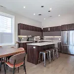 Breathtaking Chi Unit In River North With Rooftop Deck - Penthouse A - Sleeps 11