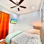 Apartment Lux Apt In Bronzeville, Min From Downtown-rsv Now!