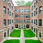 Cozy Retreat, Prime Location Near Loyola & Beach!