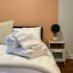 Private Balcony 1 Garage Parking Sleeps 6