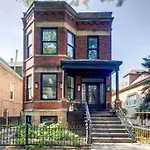 Stylish 2Br Stunner In Unbeatable Location