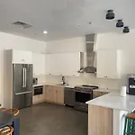 Spacious Shared Condo Near Downtown Chicago, Flexible Room Choices And Shared Amenities