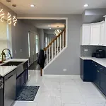 Charming 5 Bedrooms 2 Bathrooms *