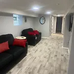 Charming 5 Bedrooms 2 Bathrooms * Chicago