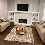 Charming 5 Bedrooms 2 Bathrooms *
