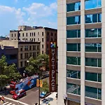 Hyatt Place River North Hotel