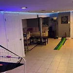 Cozy 4Bd House Fireplace And Pond